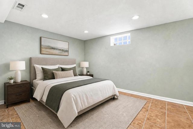 530 HOLLY HUNT RD, Baltimore, MD 21220