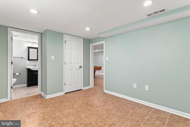 530 HOLLY HUNT RD, Baltimore, MD 21220