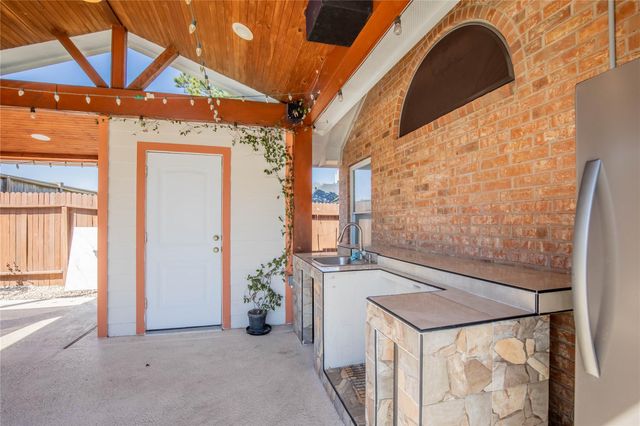 23234 Willow Canyon Drive, Katy, TX 77494