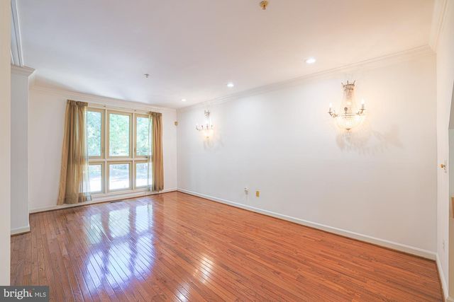 11 STRIDESHAM CT, Baltimore, MD 21209