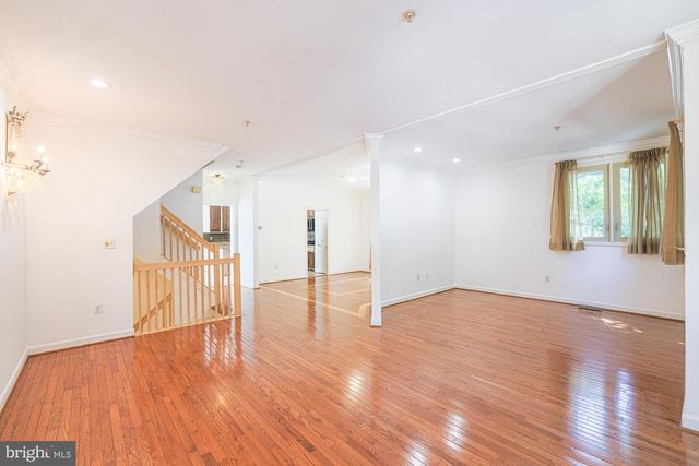 11 STRIDESHAM CT, Baltimore, MD 21209