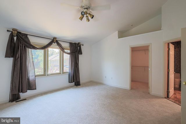 11 STRIDESHAM CT, Baltimore, MD 21209