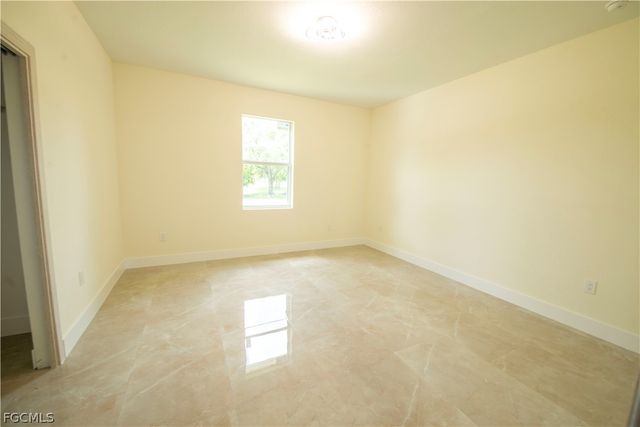 3407 E 5th ST, Lehigh Acres, FL 33972