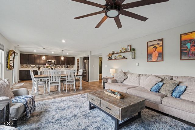 3224 Sand Walk Drive, Kokomo, IN 46902