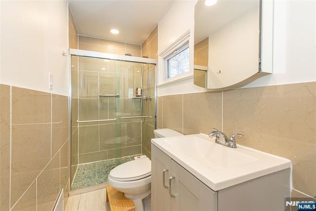 237 E Passaic Avenue, Bloomfield, NJ 07003