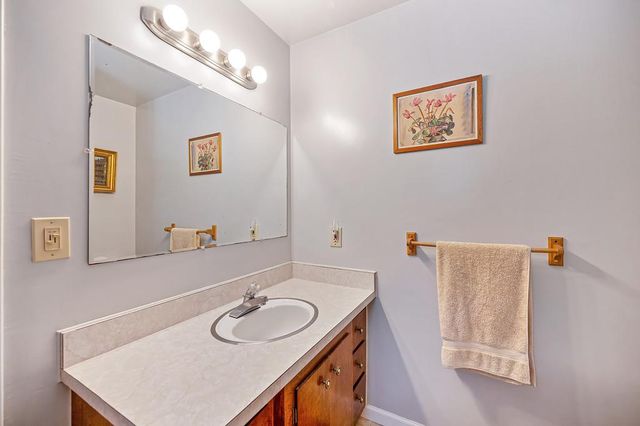 5837 Silverleaf Dr, Foresthill, CA 95631