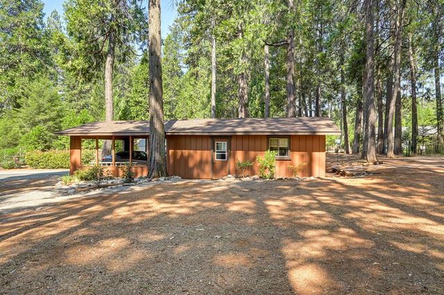 5837 Silverleaf Dr, Foresthill, CA 95631