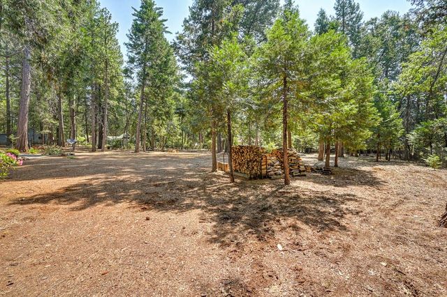 5837 Silverleaf Dr, Foresthill, CA 95631