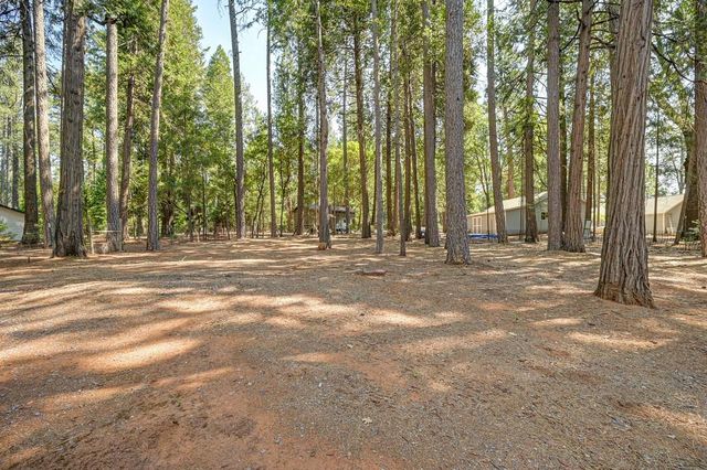 5837 Silverleaf Dr, Foresthill, CA 95631
