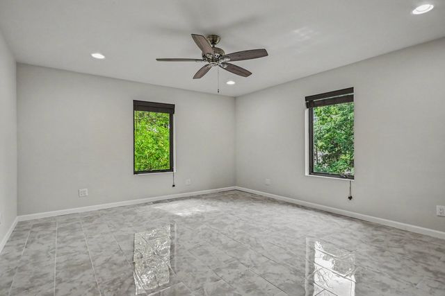19W676 99th Street, Lemont, IL 60439