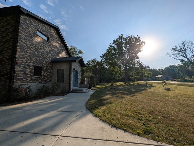 19W676 99th Street, Lemont, IL 60439