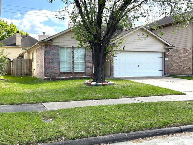 8903 Aspen Place Drive, Houston, TX 77071