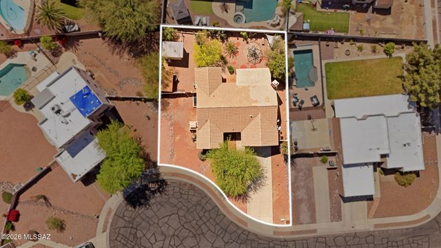 7413 W Palm Brook Place, Tucson, AZ 85743