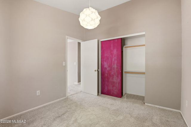 7413 W Palm Brook Place, Tucson, AZ 85743