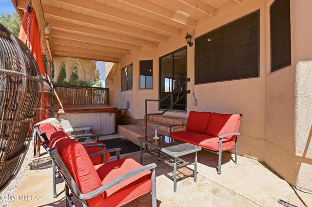 7413 W Palm Brook Place, Tucson, AZ 85743