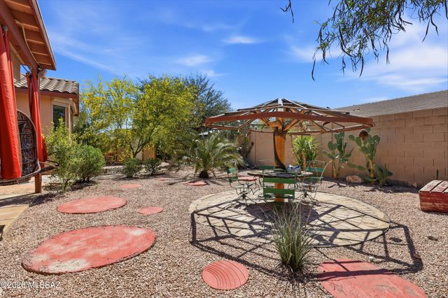 7413 W Palm Brook Place, Tucson, AZ 85743