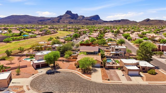 7413 W Palm Brook Place, Tucson, AZ 85743