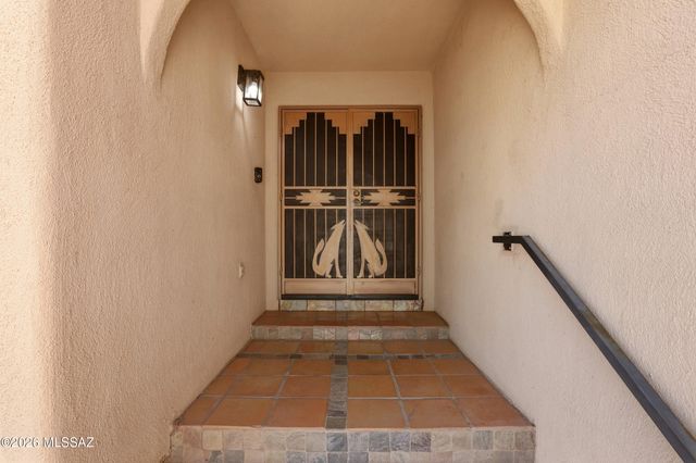 7413 W Palm Brook Place, Tucson, AZ 85743