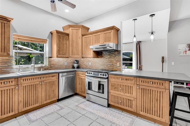 2640 MAPLELOFT LANE, Sarasota, FL 34232