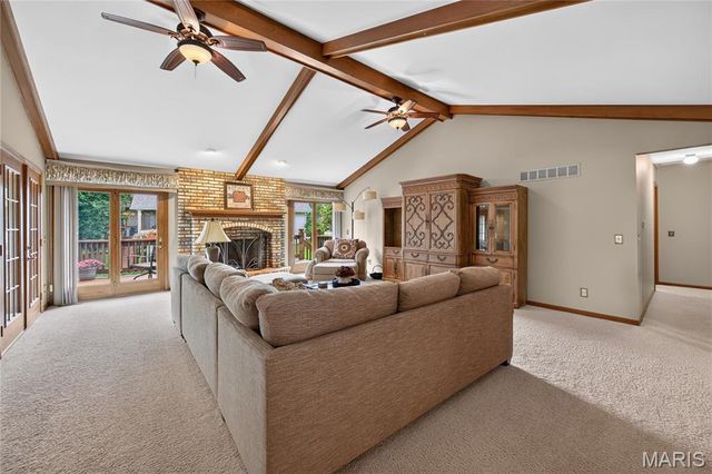 1136 Black Forest Drive, St Charles, MO 63301