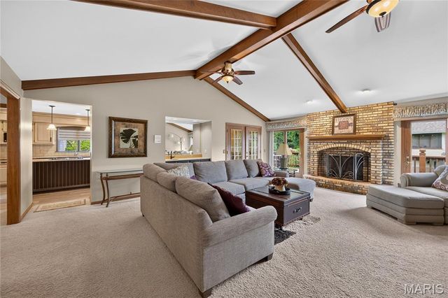1136 Black Forest Drive, St Charles, MO 63301