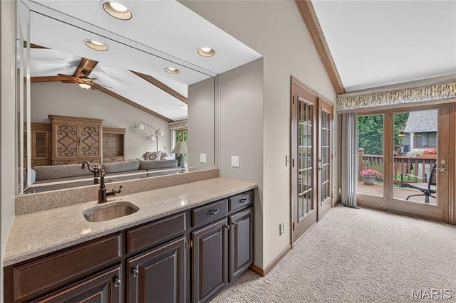 1136 Black Forest Drive, St Charles, MO 63301