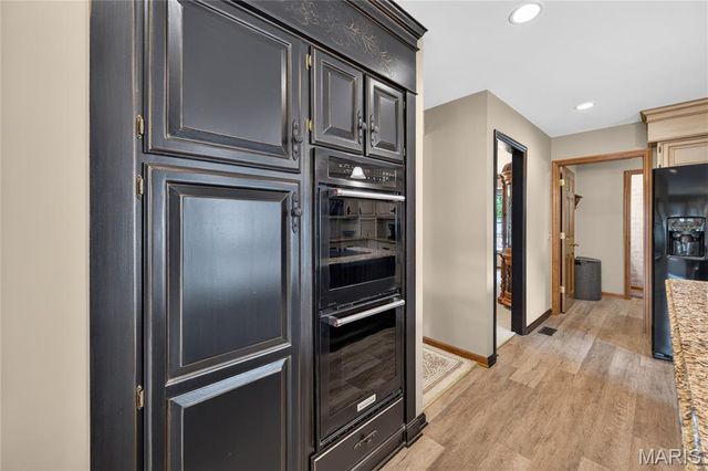 1136 Black Forest Drive, St Charles, MO 63301