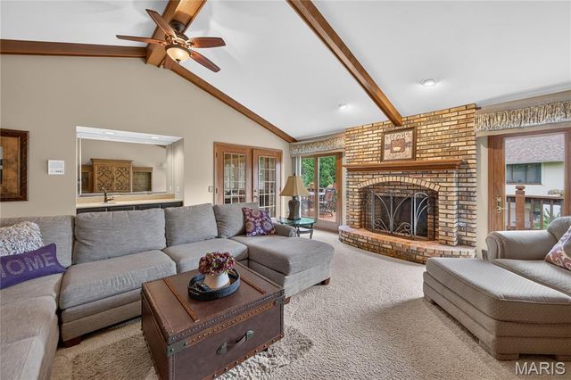 1136 Black Forest Drive, St Charles, MO 63301