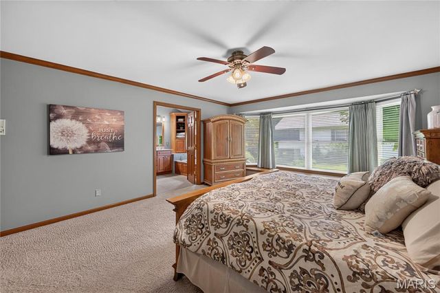 1136 Black Forest Drive, St Charles, MO 63301