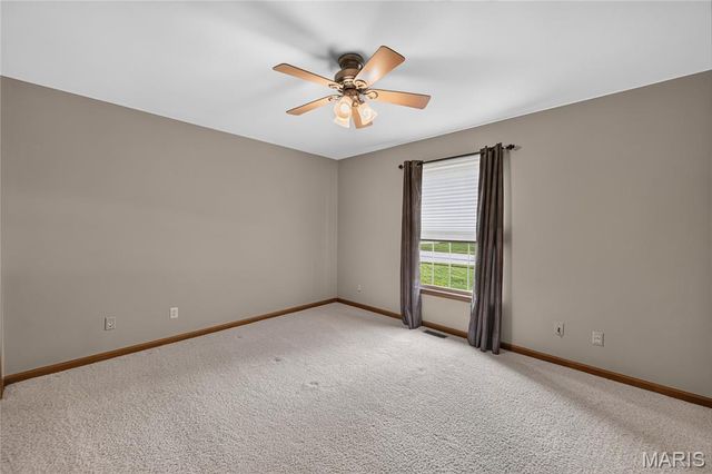 1136 Black Forest Drive, St Charles, MO 63301