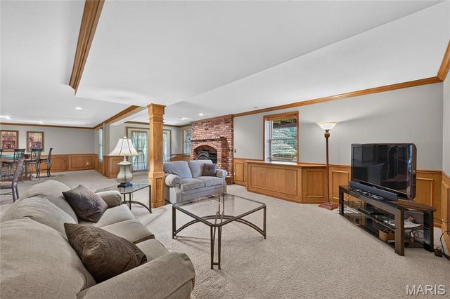 1136 Black Forest Drive, St Charles, MO 63301