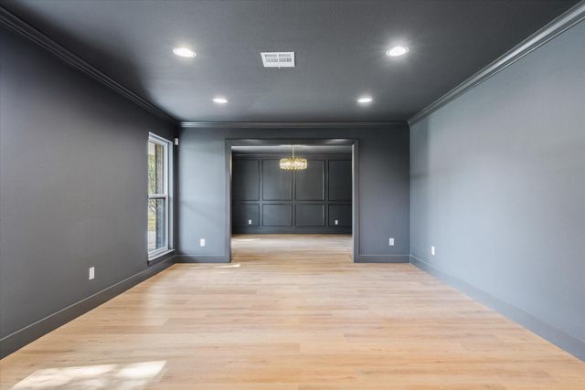 5258 Willowbend Boulevard, Houston, TX 77096