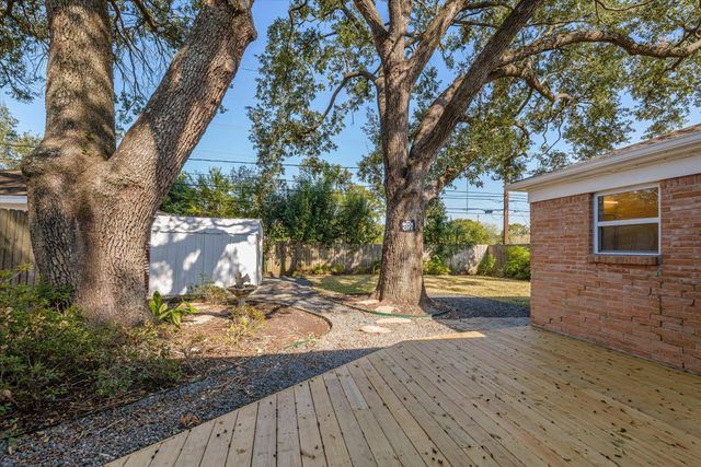 5258 Willowbend Boulevard, Houston, TX 77096