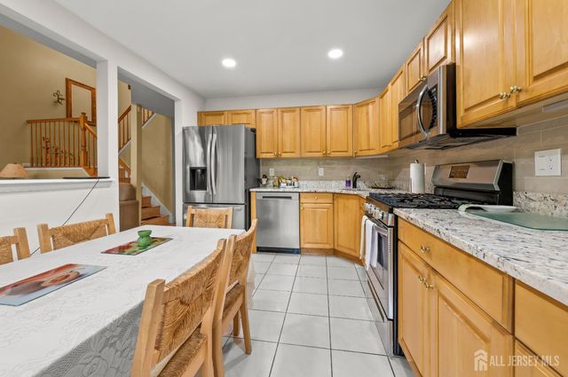43 Jared Drive, North Brunswick, NJ 08902