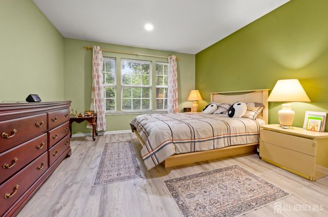 43 Jared Drive, North Brunswick, NJ 08902