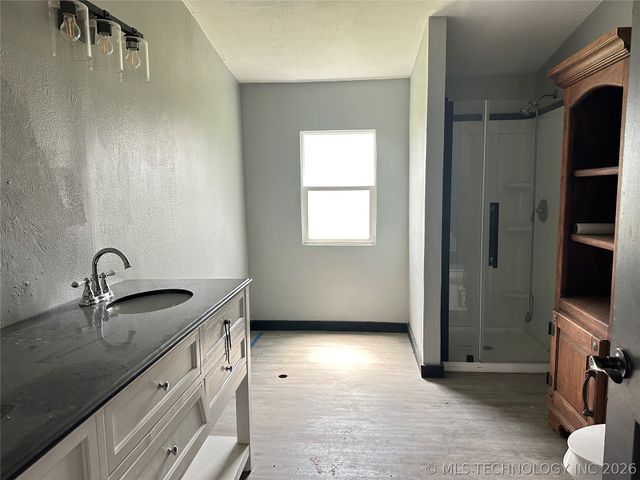 24094 N County Road 3350, Wynnewood, OK 73098
