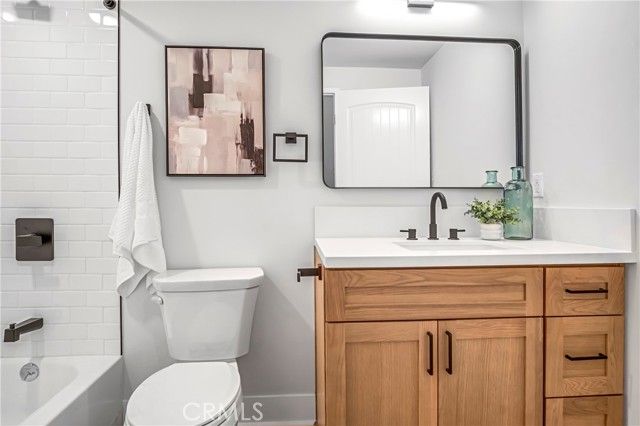 10035 S Western Avenue 103, Los Angeles, CA 90047