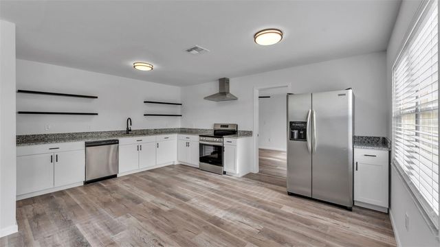 230 PALM AVENUE, Auburndale, FL 33823