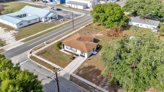230 PALM AVENUE, Auburndale, FL 33823