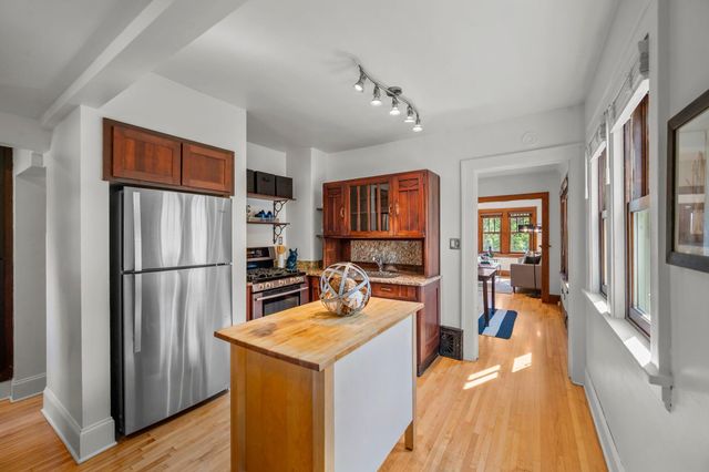 4142 18th Avenue S, Minneapolis, MN 55407