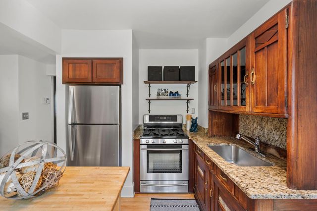 4142 18th Avenue S, Minneapolis, MN 55407