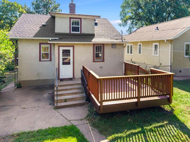 4142 18th Avenue S, Minneapolis, MN 55407