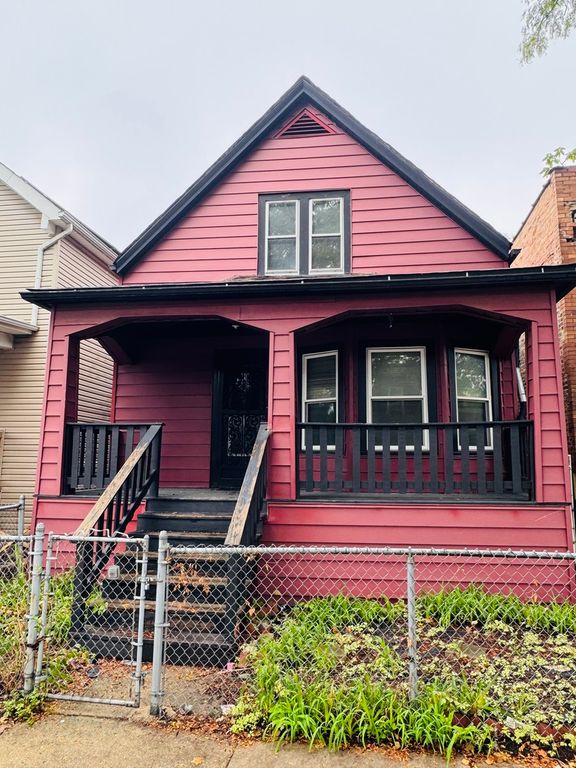 4934 W Iowa Street, Chicago, IL 60651