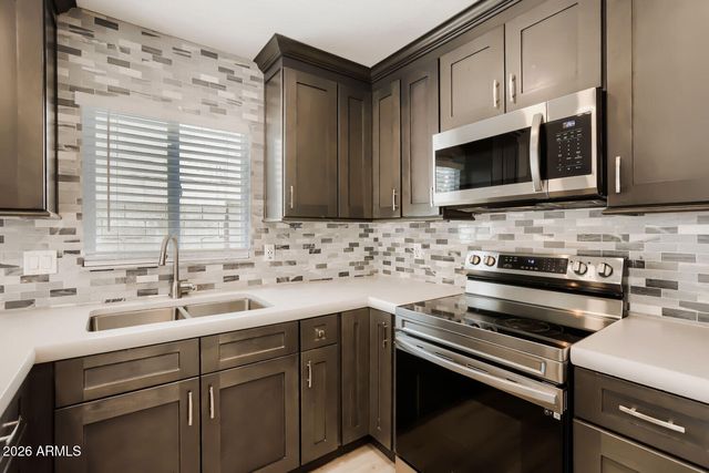 6808 S 41ST Street, Phoenix, AZ 85042