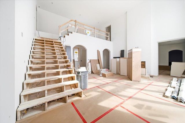 85 Brentwood Avenue, Excelsior, MN 55331