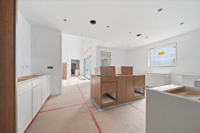 85 Brentwood Avenue, Excelsior, MN 55331