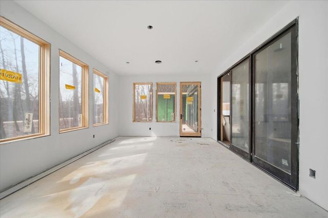 85 Brentwood Avenue, Excelsior, MN 55331