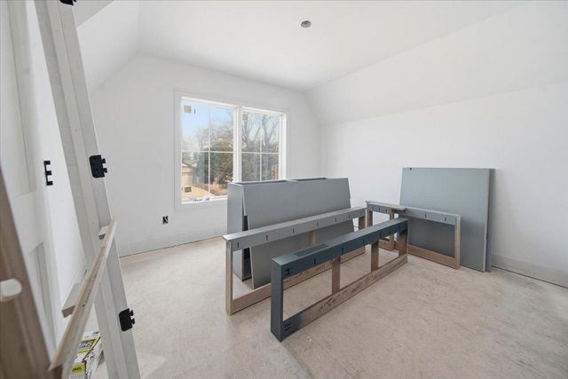 85 Brentwood Avenue, Excelsior, MN 55331