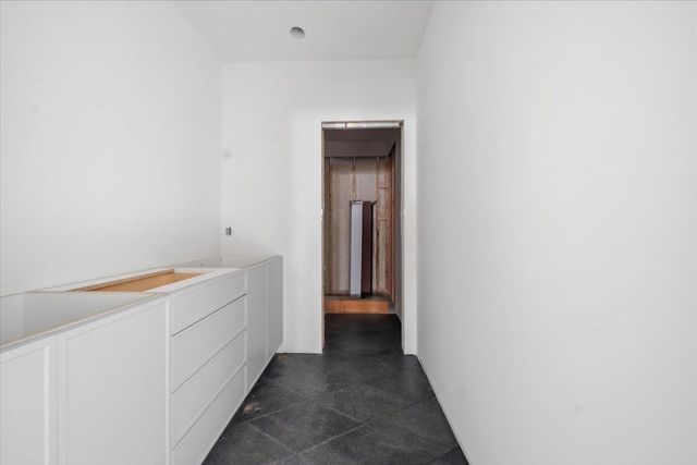 85 Brentwood Avenue, Excelsior, MN 55331