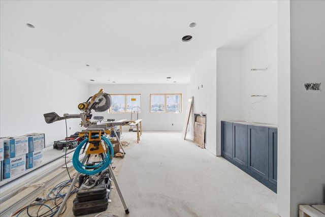 85 Brentwood Avenue, Excelsior, MN 55331